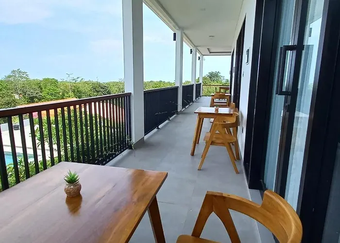 Kayo House Bali 2km From ヌサドゥア